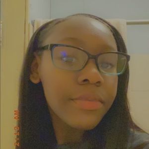 Meet your Posher, Shakeya